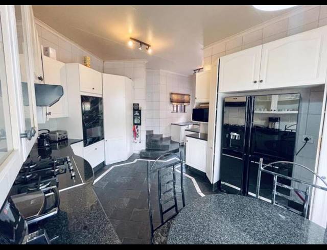 3 BEDROOM HOUSE FOR SALE IN BASSONIA